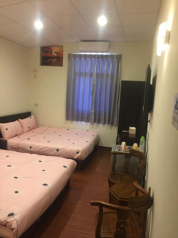 בודאיי Malaya Guest House מראה חיצוני תמונה