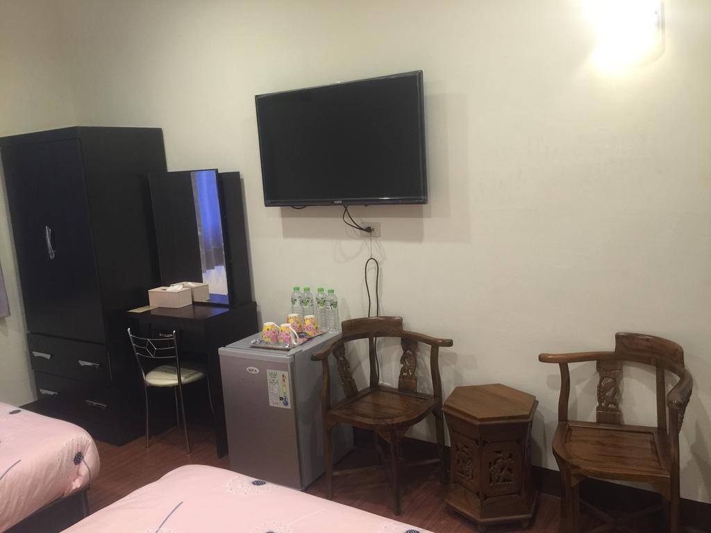 בודאיי Malaya Guest House מראה חיצוני תמונה